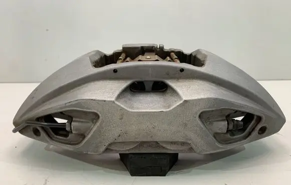 BMW 7 G70 Front brake caliper 6899130