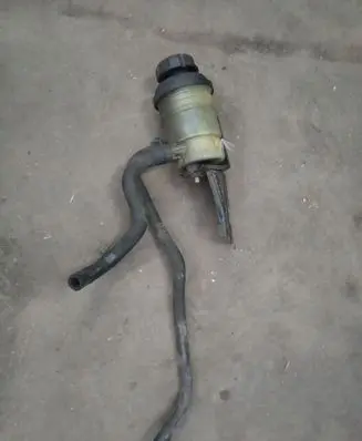 Hyundai Santa Fe Power steering fluid tank/reservoir