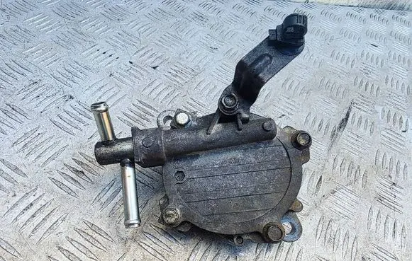 Mitsubishi ASX Vacuum pump 