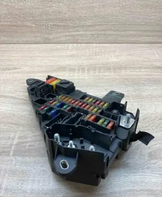 BMW 5 E60 E61 Fuse module 6906558 6906603