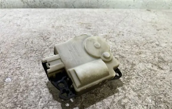 Dodge Durango Air flap motor/actuator D267DW9BA02 E02415 A310GP90T101