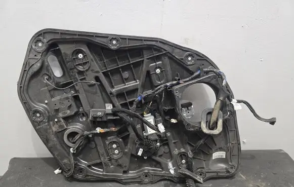 KIA Optima Front door window regulator with motor 824712T010