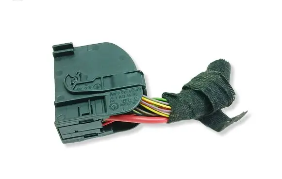 BMW 1 E82 E88 Other wiring loom 6913648 30235501 15076310