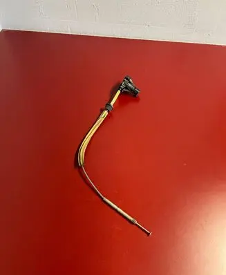 Gear shift cable linkage
