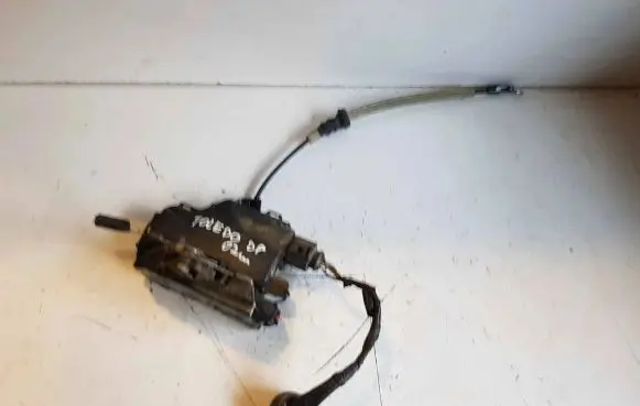 Seat Toledo II (1M) Front door lock PA6630GF