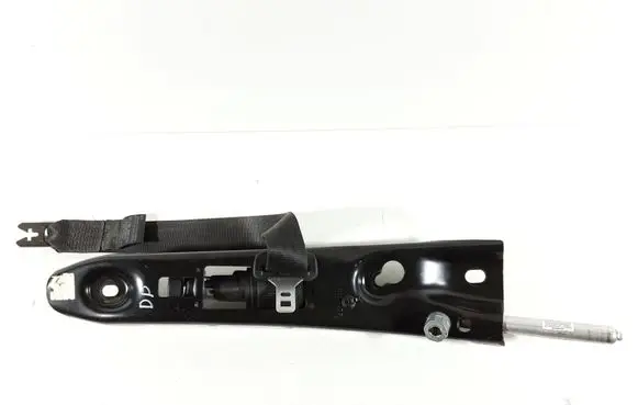 Volvo XC90 Front seatbelt 30661913 04247 8093