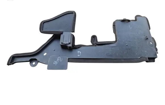 Renault Kadjar Intercooler air guide/duct channel 214982515R