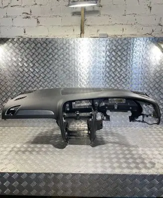 Audi A4 S4 B8 8K Dashboard 8K2857041