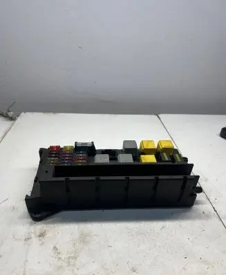 Mercedes-Benz Sprinter W906 Fuse module A0065454201 518817507 A9065454201