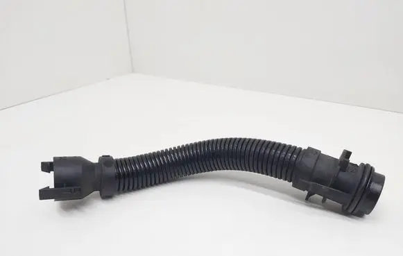 BMW 5 F10 F11 Breather hose/pipe BMPB432 58650910A