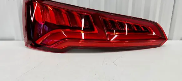 Audi Q5 SQ5 Tailgate rear/tail lights 80A945093