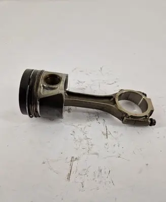 Seat Exeo (3R) Piston CAGA