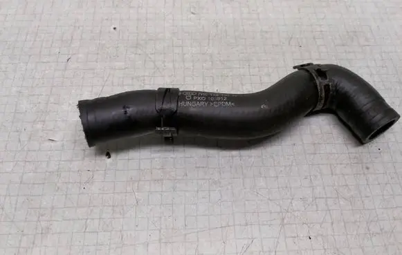Volkswagen Transporter - Caravelle T5 Engine coolant pipe/hose 7H0122157H