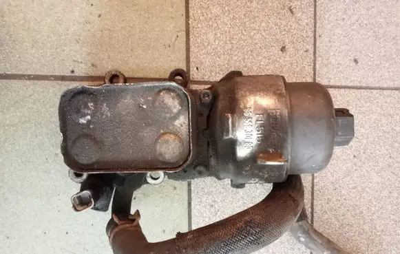Volvo S40 Oil filter mounting bracket FL515 9656830180