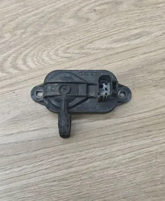 Volvo XC90 Exhaust gas pressure sensor 3M5A5L200AB
