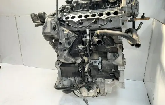 Volvo V40 Cross country Engine D4204T8