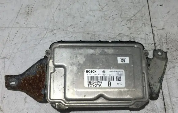 Toyota Yaris Engine control unit/module 896610DP90 0261S09657 14680082