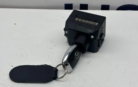 Mercedes-Benz S W221 Ignition lock A2165450208