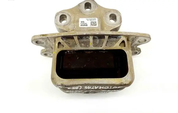 BMW 1 F40 Gearbox mount 172768 17276810