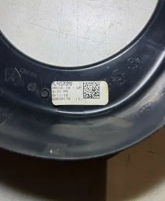 Chrysler Pacifica Steering wheel column trim 969690170 5RL42DX9AB