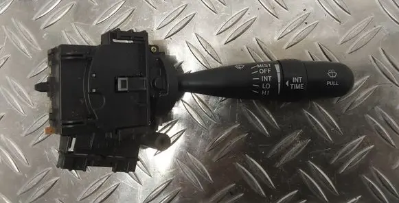 Toyota Corolla E120 E130 Wiper control stalk 1A820173698