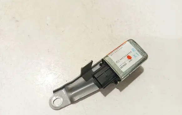 Subaru B9 Tribeca Airbag deployment crash/impact sensor 98236xa00a 187900-1811