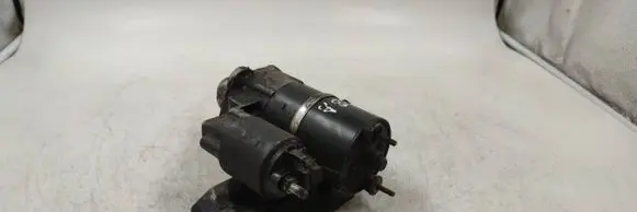 Audi A4 S4 B5 8D Starter motor 1005821818