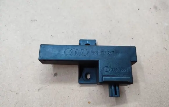 Audi A7 S7 4G Keyless system antenna 8K0907247