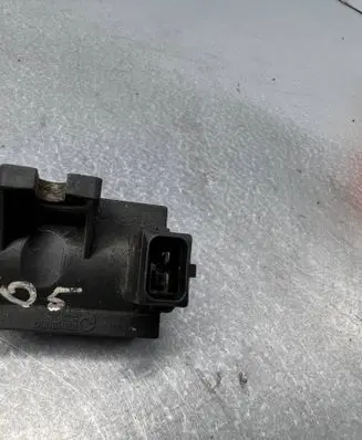 Nissan X-Trail T30 Turbo solenoid valve 14956AW401
