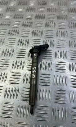 KIA Sorento Fuel injector 338002F000