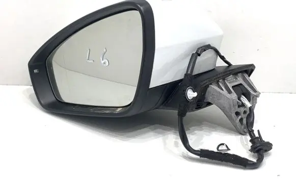 Audi Q4 Sportback e-tron Front door electric wing mirror 