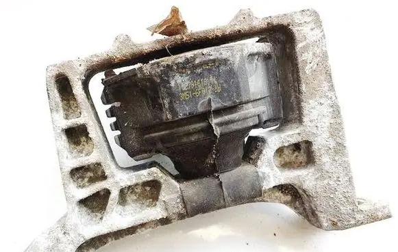 Ford Grand C-MAX Engine mount bracket 3M516F012BH