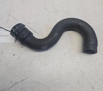 Volvo V70 Engine coolant pipe/hose S4000250