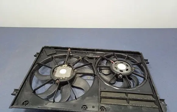 Seat Altea XL Electric radiator cooling fan 1K0121207AA
