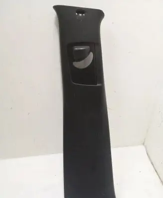 Jeep Cherokee (D)pillar trim (top) 1UC99TRMAD