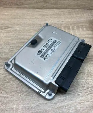 Skoda Superb B5 (3U) Engine control unit/module ECU 038906019KD 0281011205