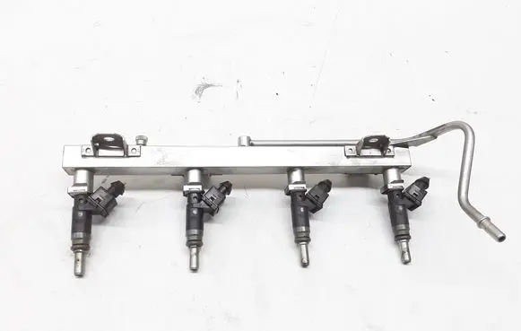 BMW 3 E90 E91 Fuel main line pipe 7530420 7506158