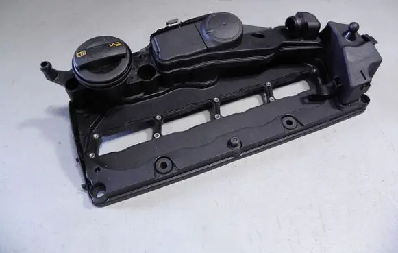 Volkswagen PASSAT B6 Rocker cam cover 03L103469