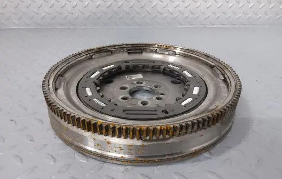 Skoda Kamiq Flywheel 04E105266AM
