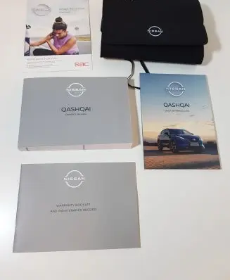 Nissan Qashqai J12 Owners service history hand book 