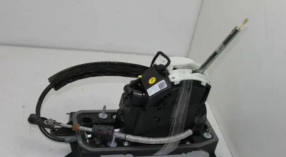 Audi TT TTS RS Mk3 8S Gear shifter/selector 8S2713023E