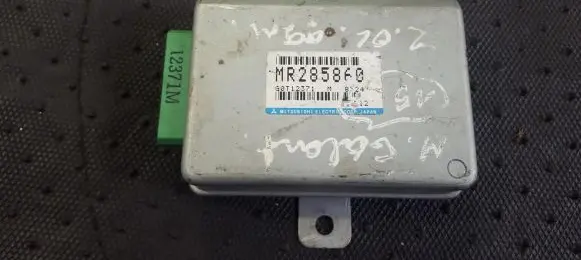 Mitsubishi Galant Other control units/modules MR285860 G0T12371M