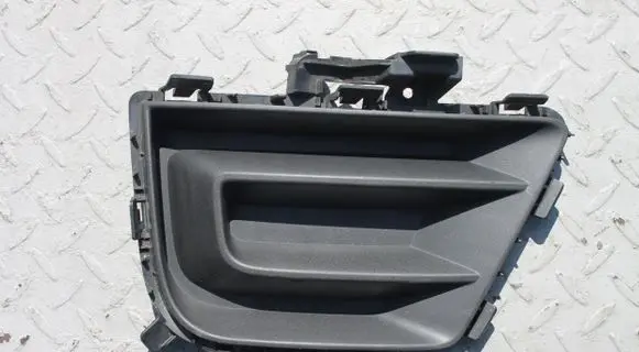 Mazda 5 Front fog light trim/grill