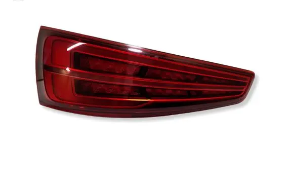 Audi Q3 8U Tailgate rear/tail lights 8U0945093N