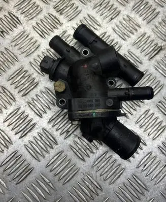 Mitsubishi Space Star Engine coolant pipe/hose 8200065390 8200065392 9314100