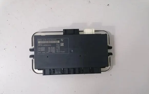 BMW 5 F10 F11 Light module LCM 9247063