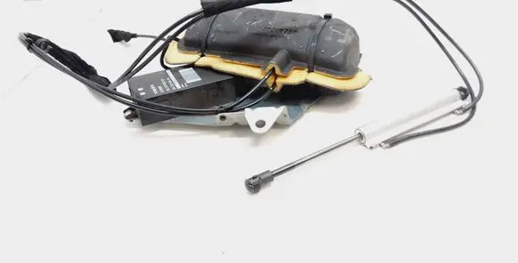Volvo XC70 Tailgate hydraulic set 30716759 31278859