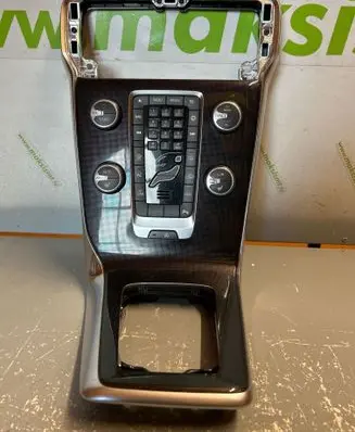 Volvo V40 Climate control unit 08632794