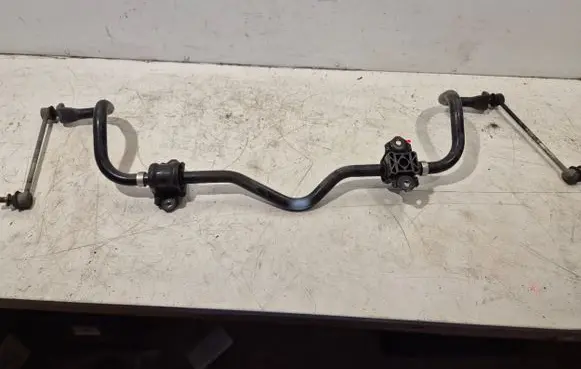Toyota RAV 4 (XA50) Front anti-roll bar/sway bar