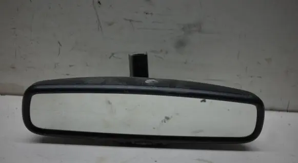 Rear view mirror (interior)